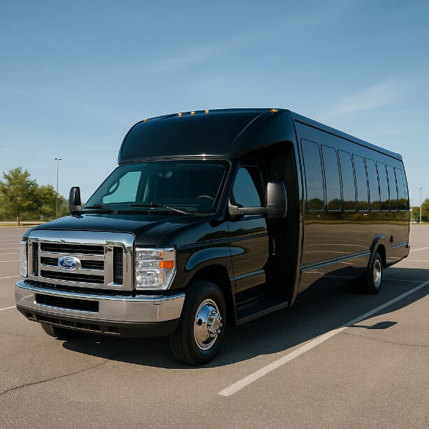 Bend Coach Bus Service 18 Passenger Minibus