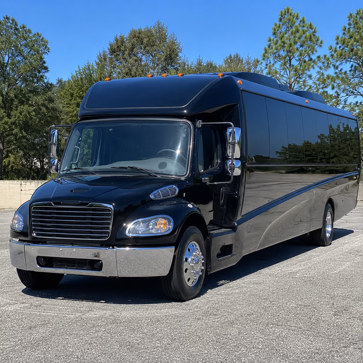 bend 20 passenger minibus