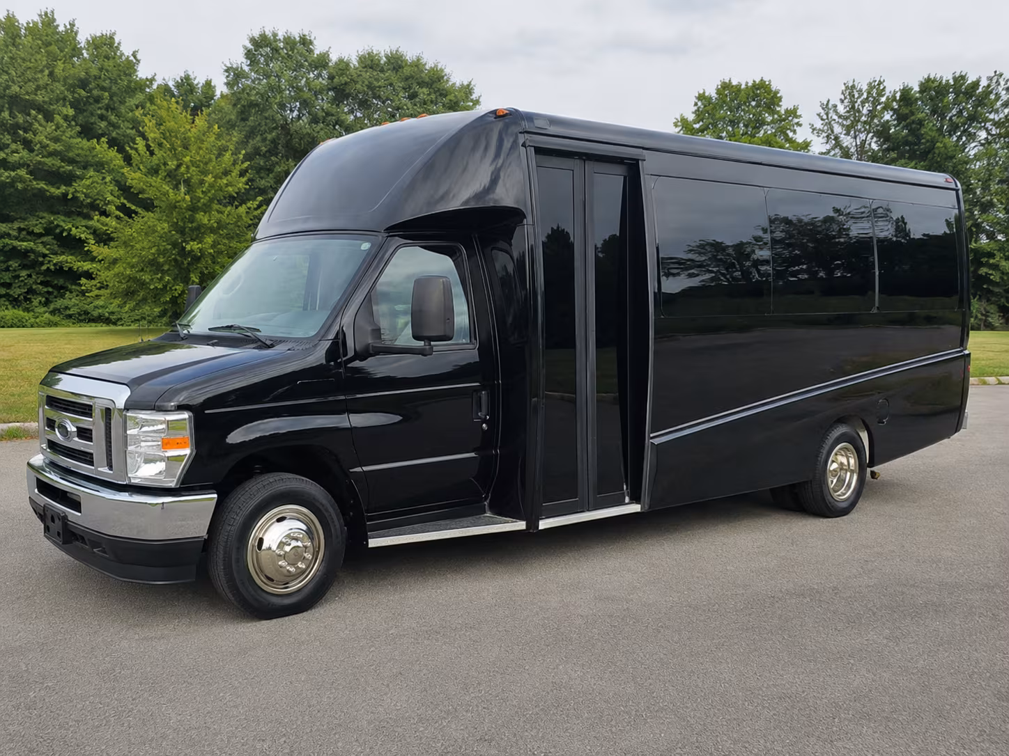 party bus rentals for bend high school proms