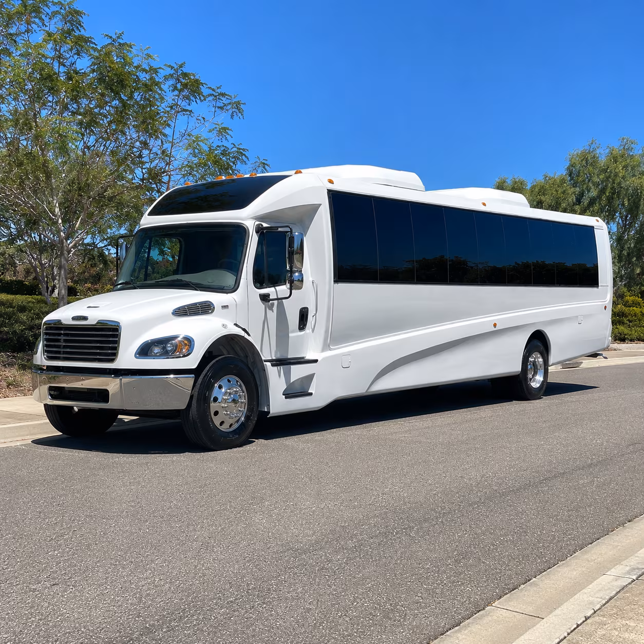 rent a minibus in bend for smaller prom groups