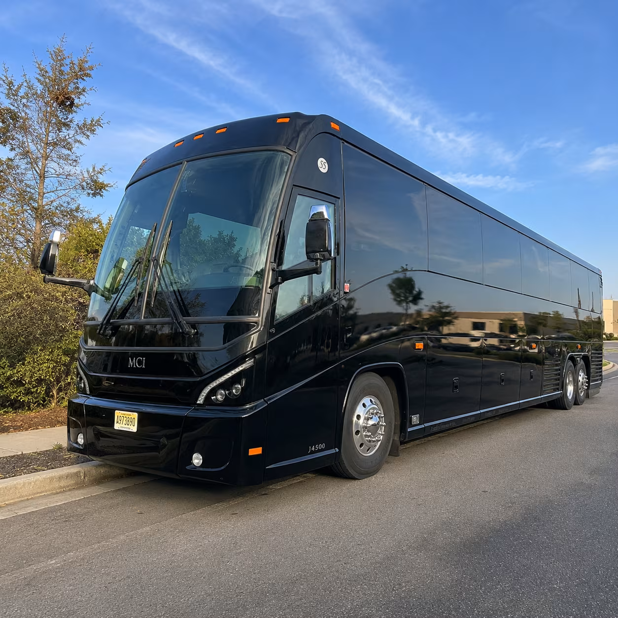 roberts field airport shuttle buses and group transfers