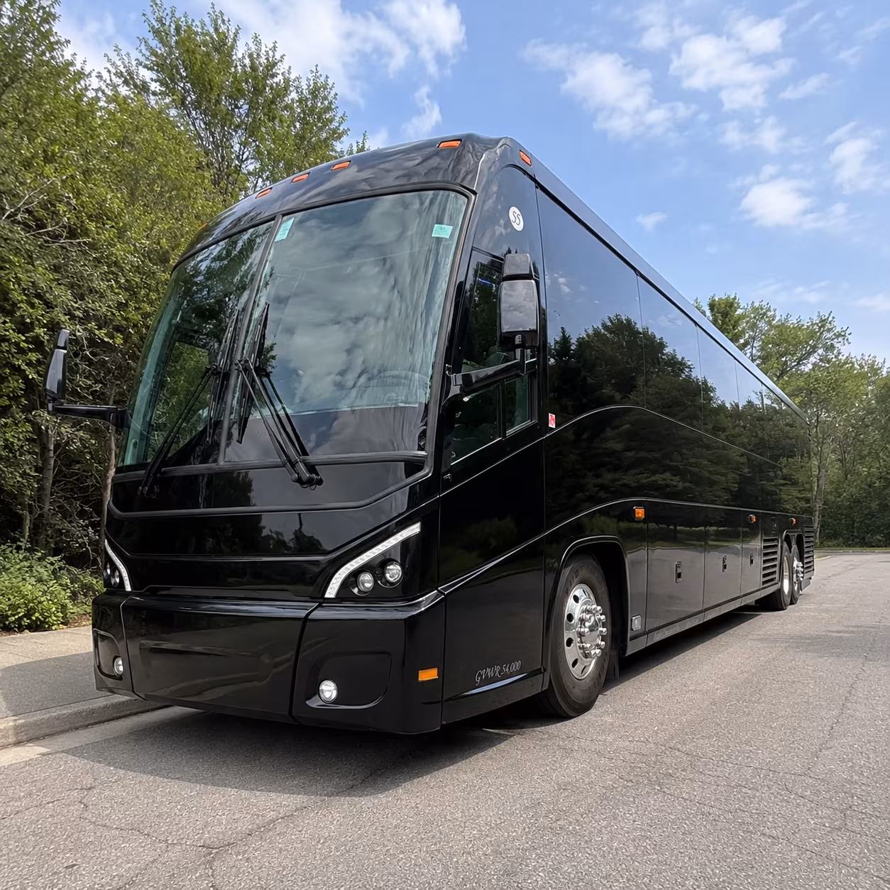ski group shuttle buses from rdm to mount bachelor